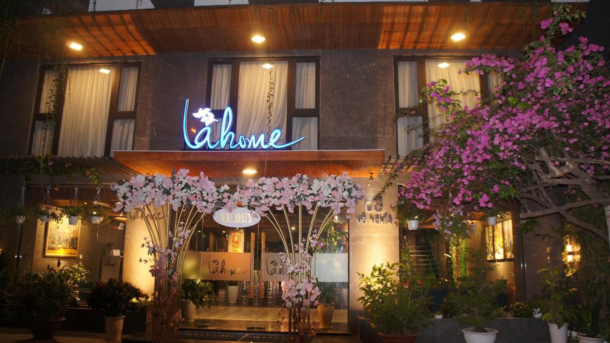 Lahome Boutique Villa And Apartment Дананг Экстерьер фото